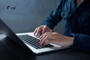 Como atualizações semanais de normas e obrigações melhoram o sucesso da sua jornada rumo à conformidade legal