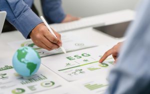 Sustentabilidade corporativa em 2026: o mercado avança, mas ainda trava na hora de medir e reportar