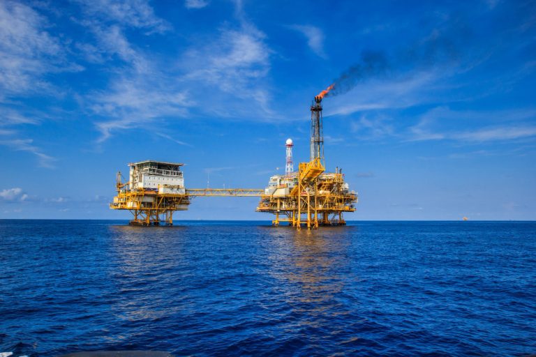 Exploração e produção de petróleo e gás offshore